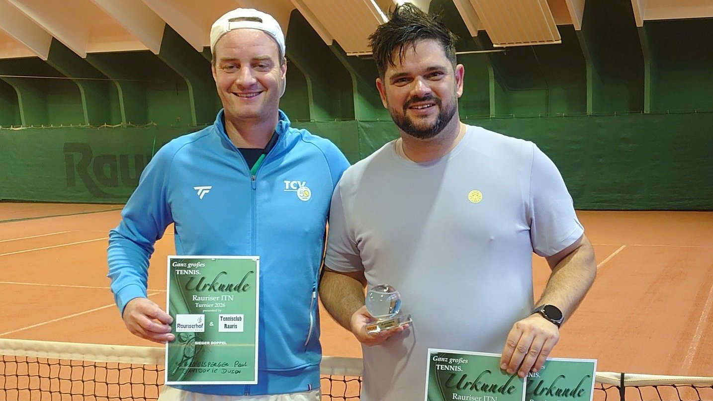 Tennisspieler Paul Petkovic und Duschan mit Urkunden beim Rauriser ITN Turnier 2026
